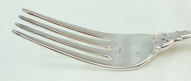 International Holmes & Edwards Silverplate SILVER FASHION Lot of 2 Dinner Forks gallery
