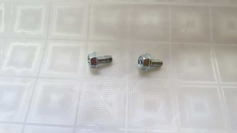 2 Genuine Briggs And Stratton Voltage Regulator Screw 690297 1650 Snow Engine gallery