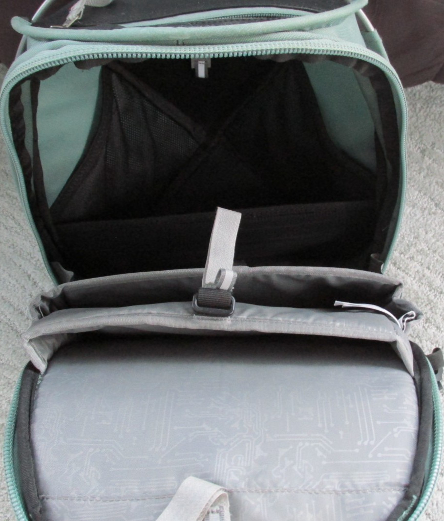 Columbia Backpack Mobex Green/Black Flex Frame Titanium Lightweight 4
