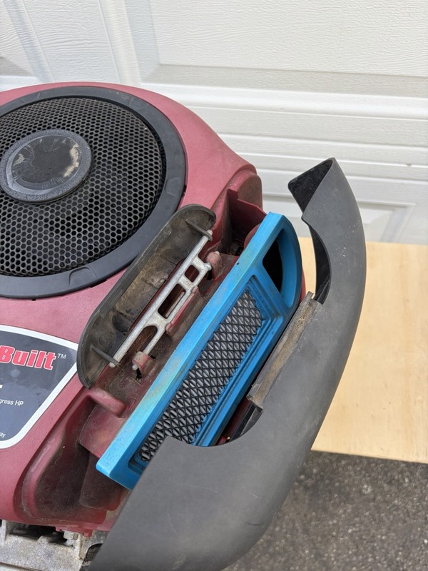 BRIGGS & STRATTON 17.5 HP PowerBuilt 500cc Good Running Engine gallery