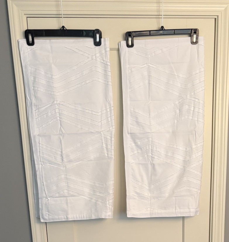 Set/2 West Elm Roar Rabbit White Euro Shams Zig Zag Texture New gallery
