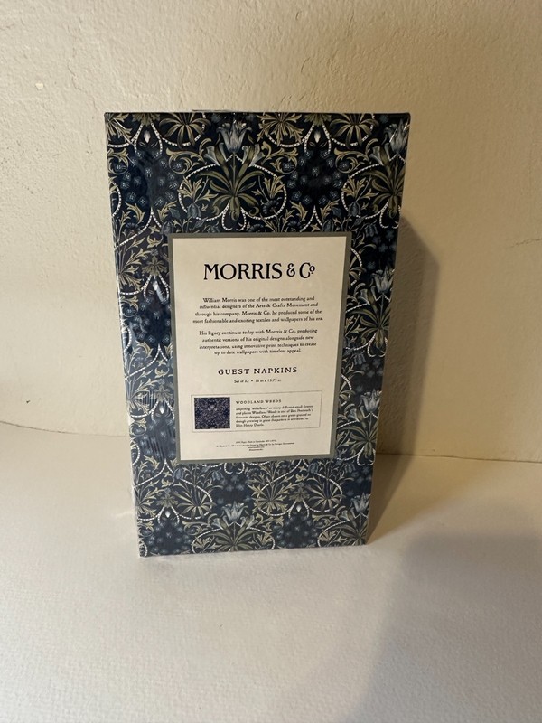 Morris & Co. | William Morris | Guest Napkins | Paper | Scalloped Edge | Cnt 32 gallery