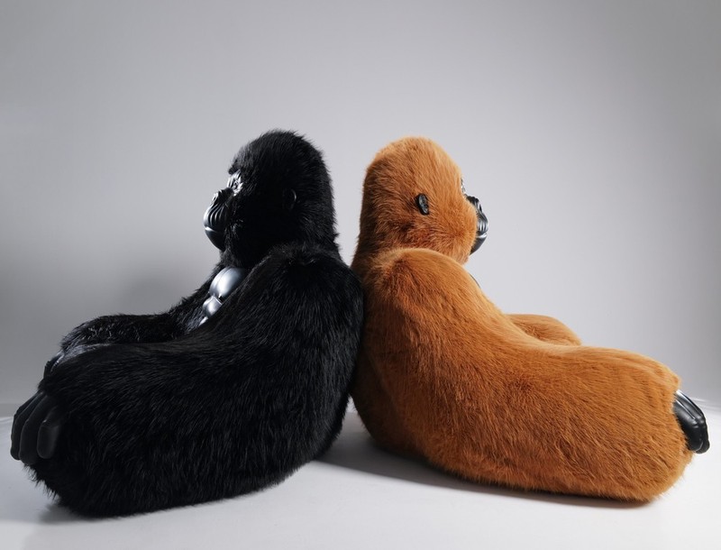 Inflatable Gorilla Couch Sofa Luxury Mink Plush 600kg Load Capacity Lounge Chair gallery