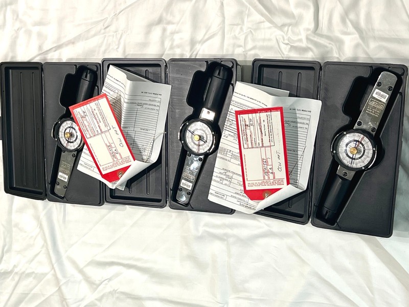 Jetco D1-30I Precision Dial Torque Wrench 1/4" 0-30 in-lbs Dual Scale w/ Case gallery