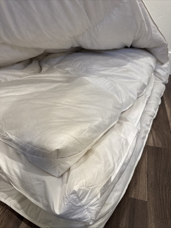 Pottery Barn Classic Featherbed - Full gallery