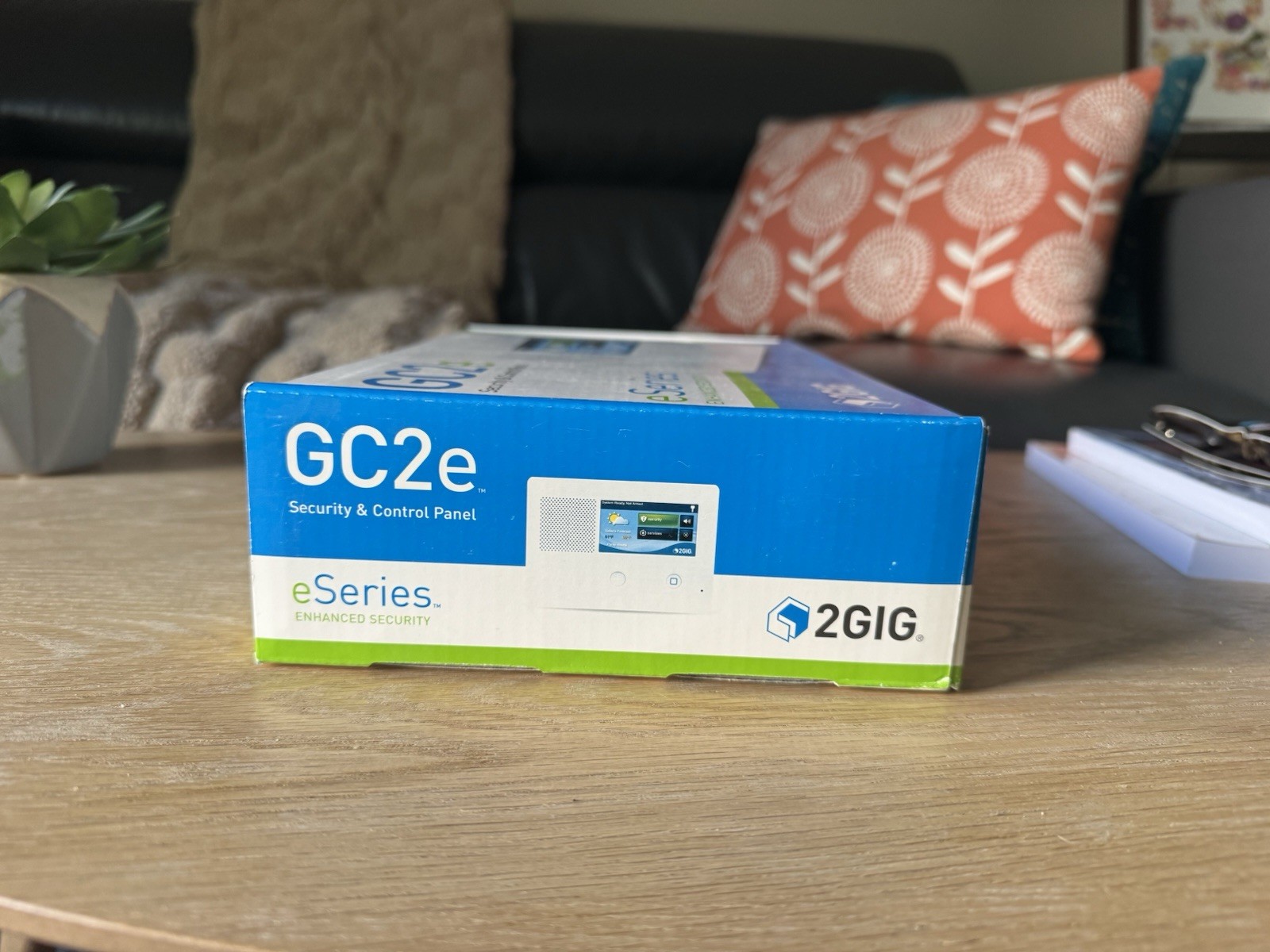 2GIG 2GIG-GC2e-345 Security System Control Panel Zwave Plus Controller V1.24 gallery