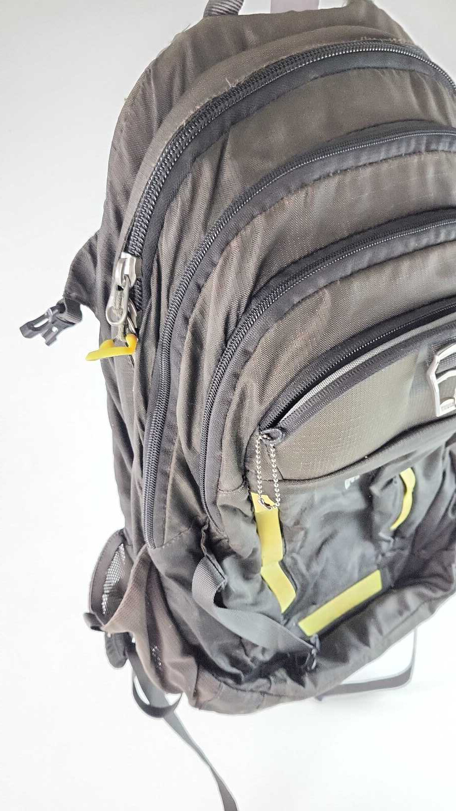 Thule Backpack Black With Green Trim 2