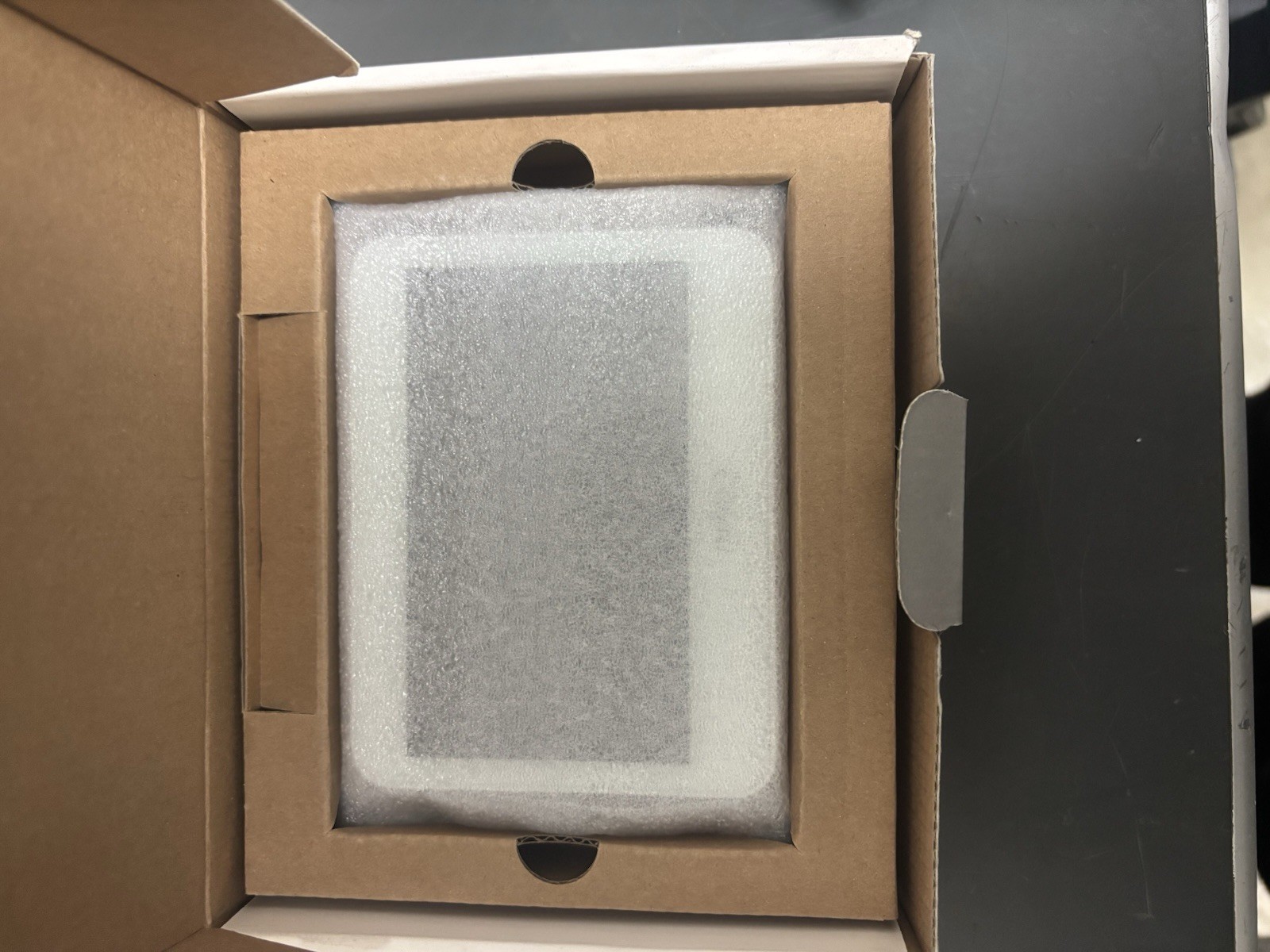 Lennox ComfortSense 8500 gallery