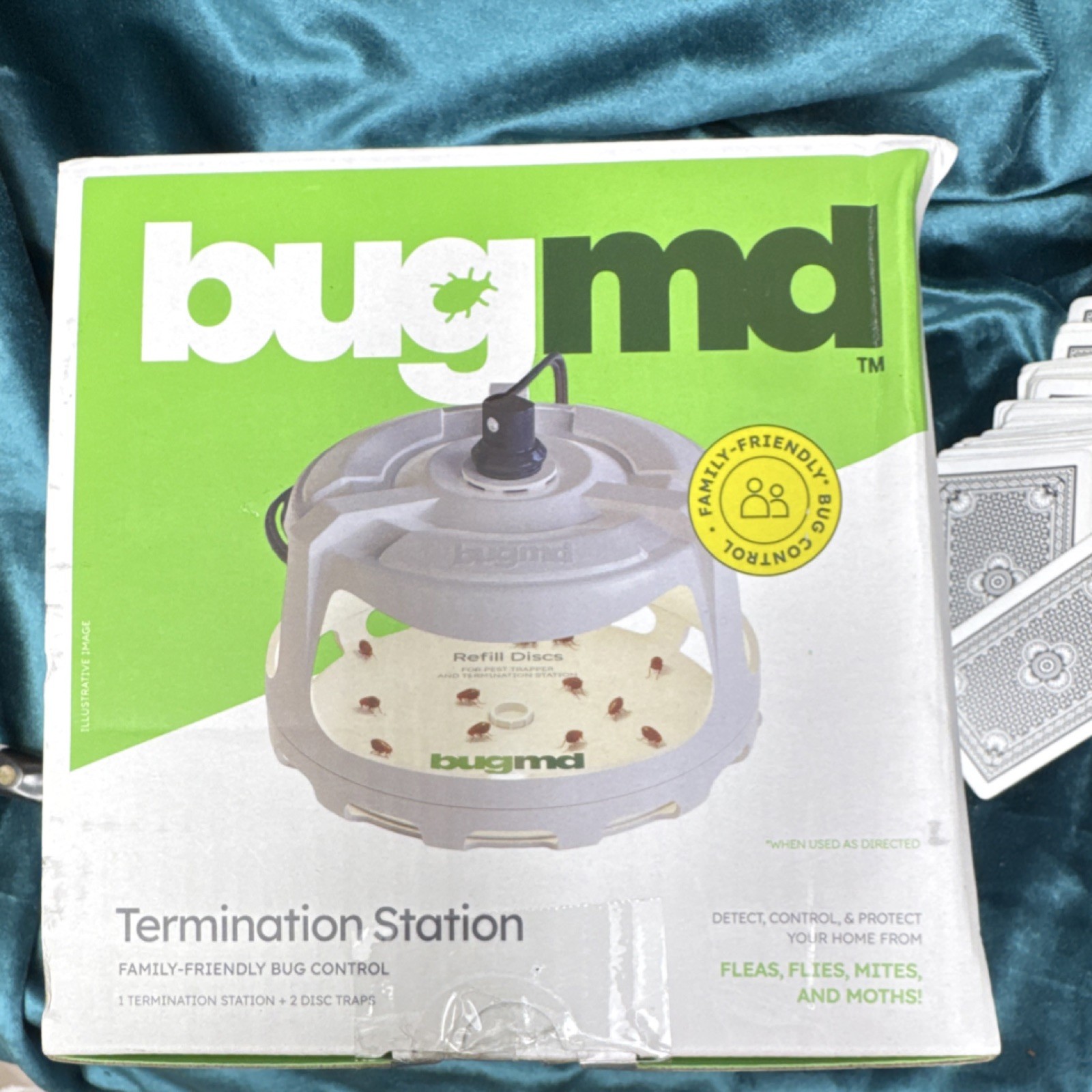 bugmd Termination Station Indoor Bug Control Lamp Pet Safe Child Safe White gallery