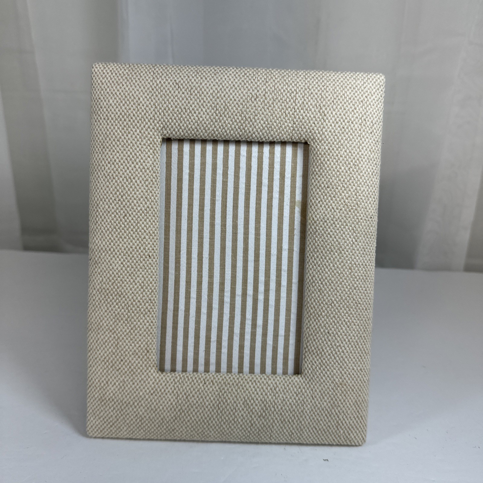 Fabric Padded 3.5” X 5.5" Photo Frame Portrait Or Landscape With Easel CreamUsed gallery