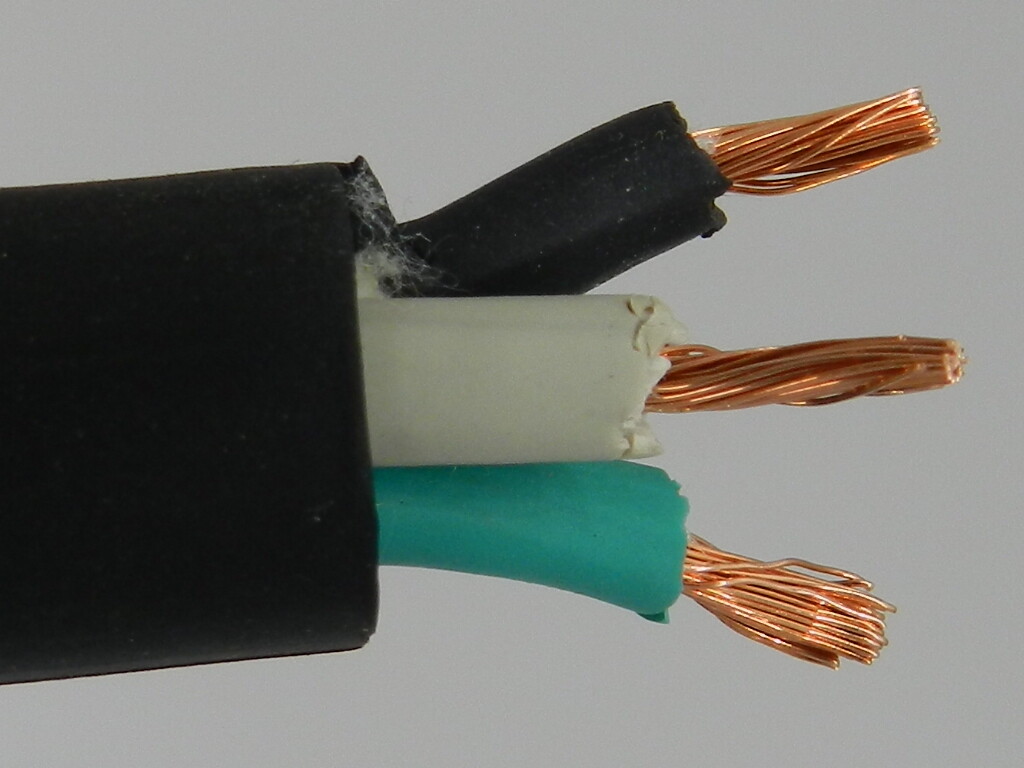 5 ft 16/3 SOOW SOO SO Black Rubber Cord Outdoor Flexible Wire/Cable gallery
