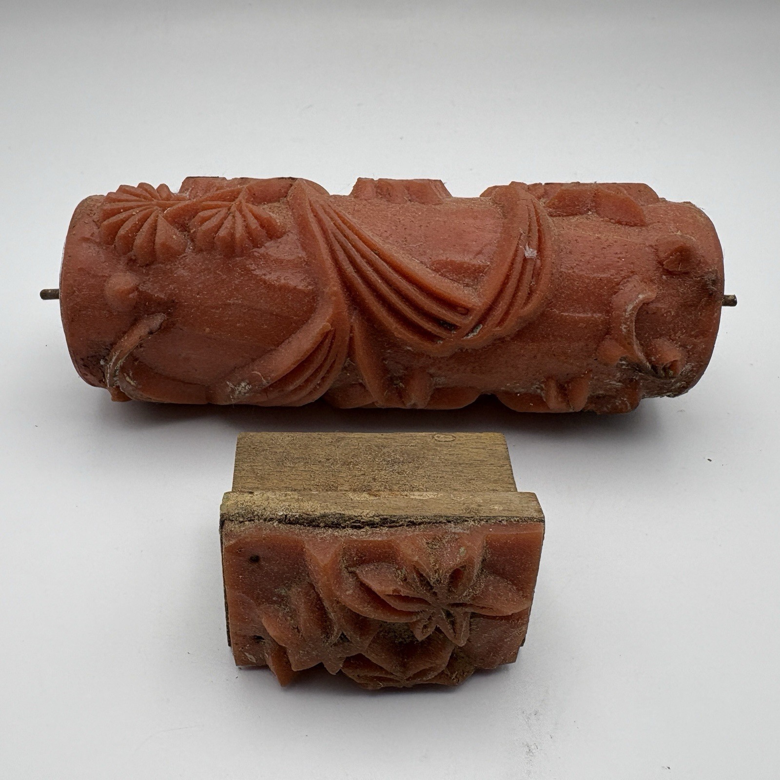 Patterned Paint Roller Wood-Mounted Stamp Pair Floral Design Vintage Home DIY gallery