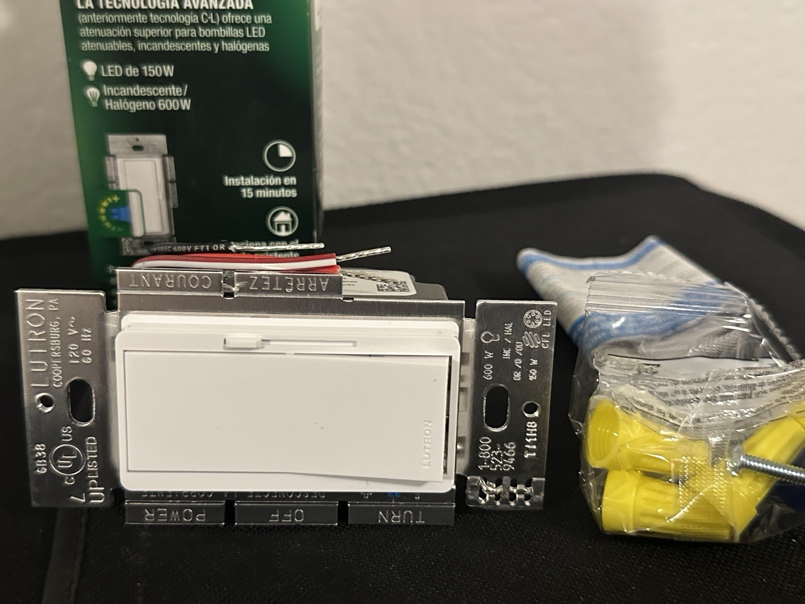 Lutron Diva Single Or 3-Way Location CFL/LED Digital Dimmer 120V DVCL-153PR-WH gallery
