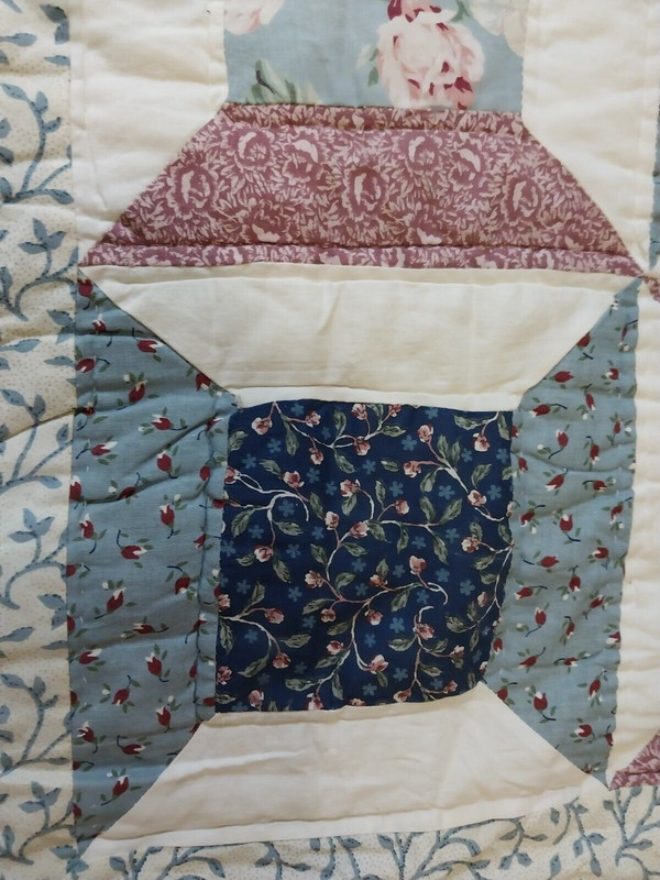 Patchwork Twin Quilt "SPOOLS" Beautifully Done 64" by 86" Long-Unbranded gallery