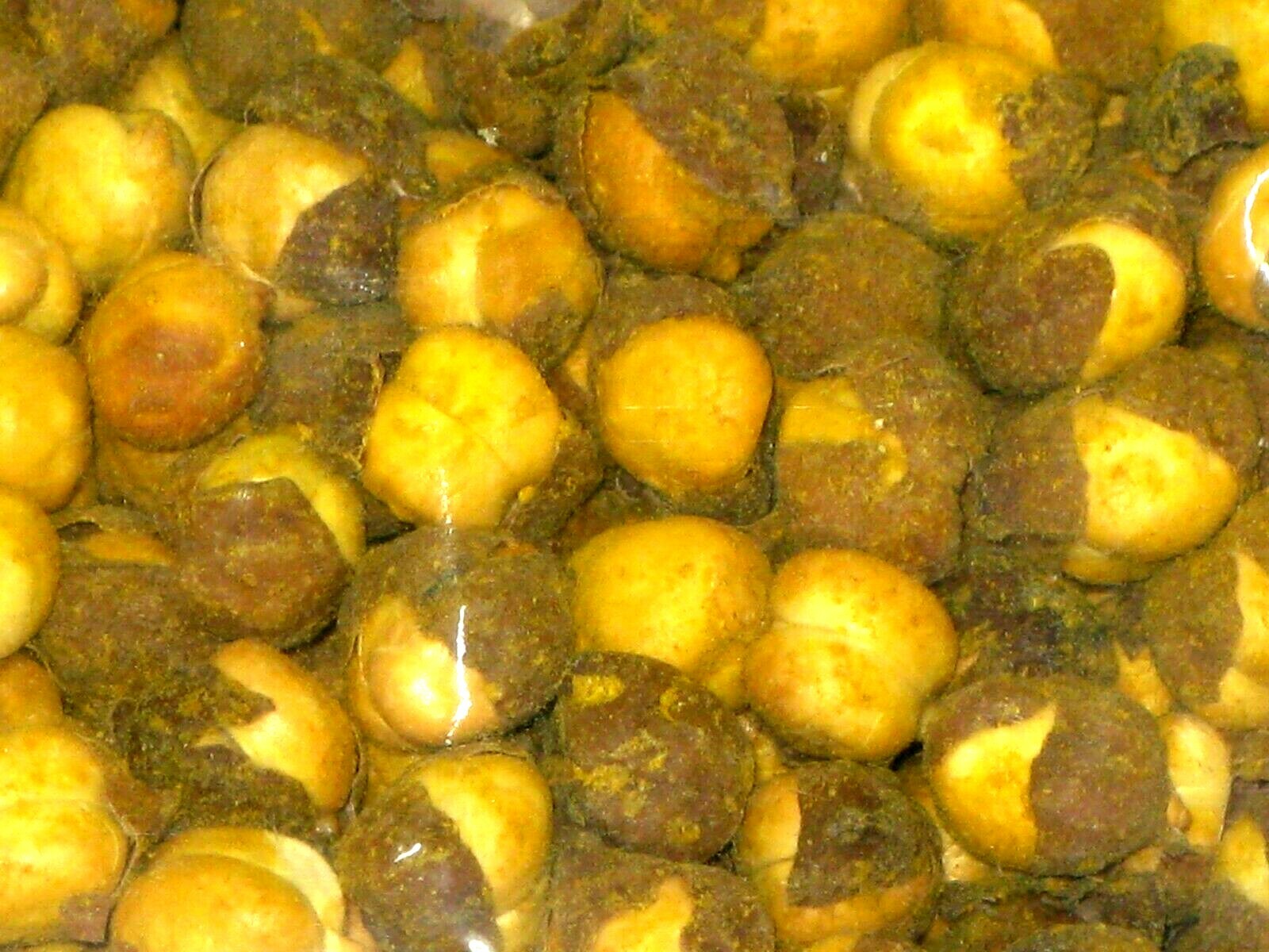 Roasted Chickpeas Chana with Salt Turmeric 28 oz With Husk Export Quality Snacks gallery