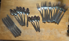 29pc Onedia Flatware + 19pc Offbrand Extras *48 total pc*