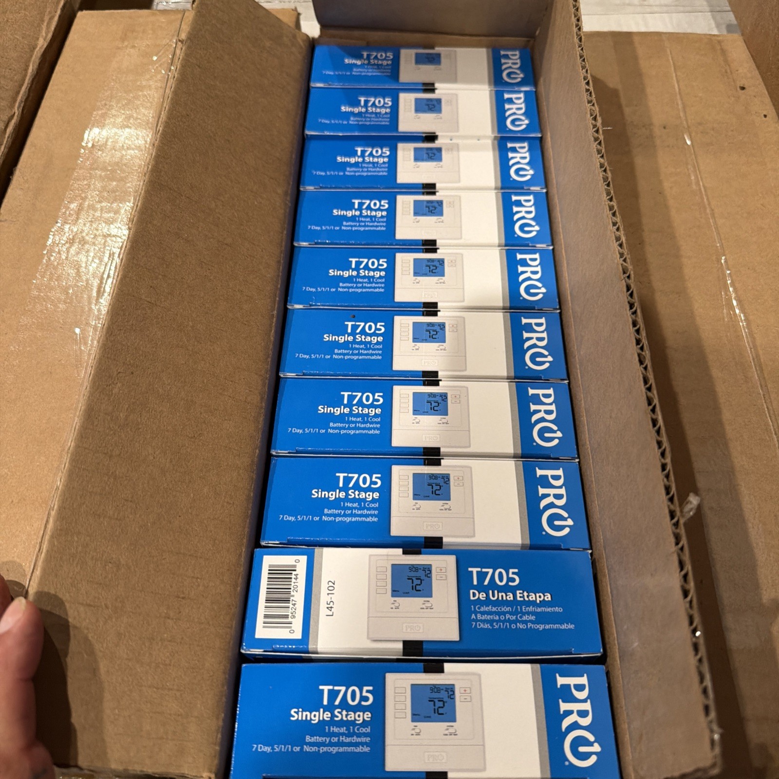 Pro 1, T705 5/1/1 Day Digital Programmable Thermostat (1H/1C) gallery