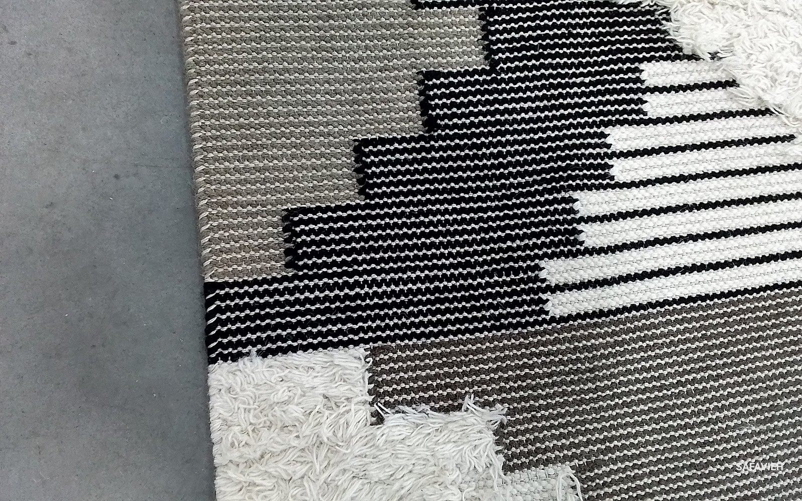 BLACK / IVORY 2'-3" x 22'-0" Flaw in Rug, Reduced Price 1172794472 KNY278Z-222 gallery