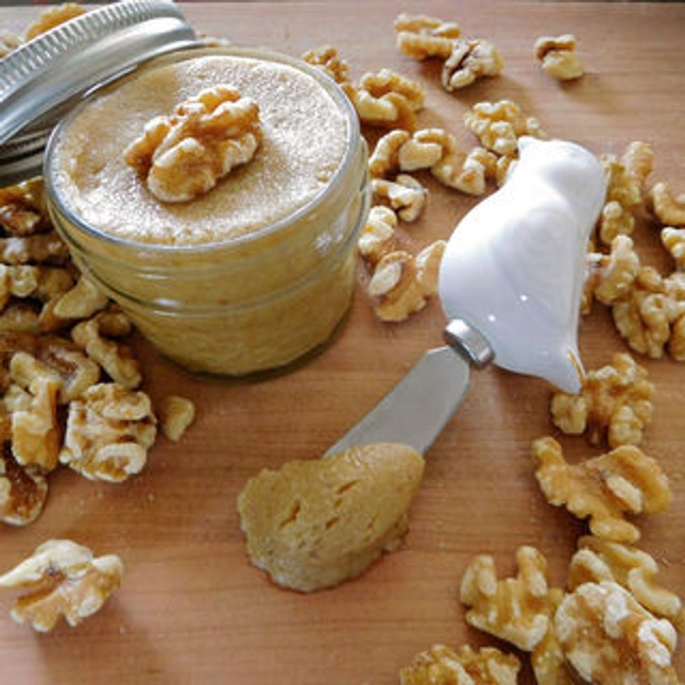 Certified Organic Raw Sprouted California Walnut butter - 8 oz gallery