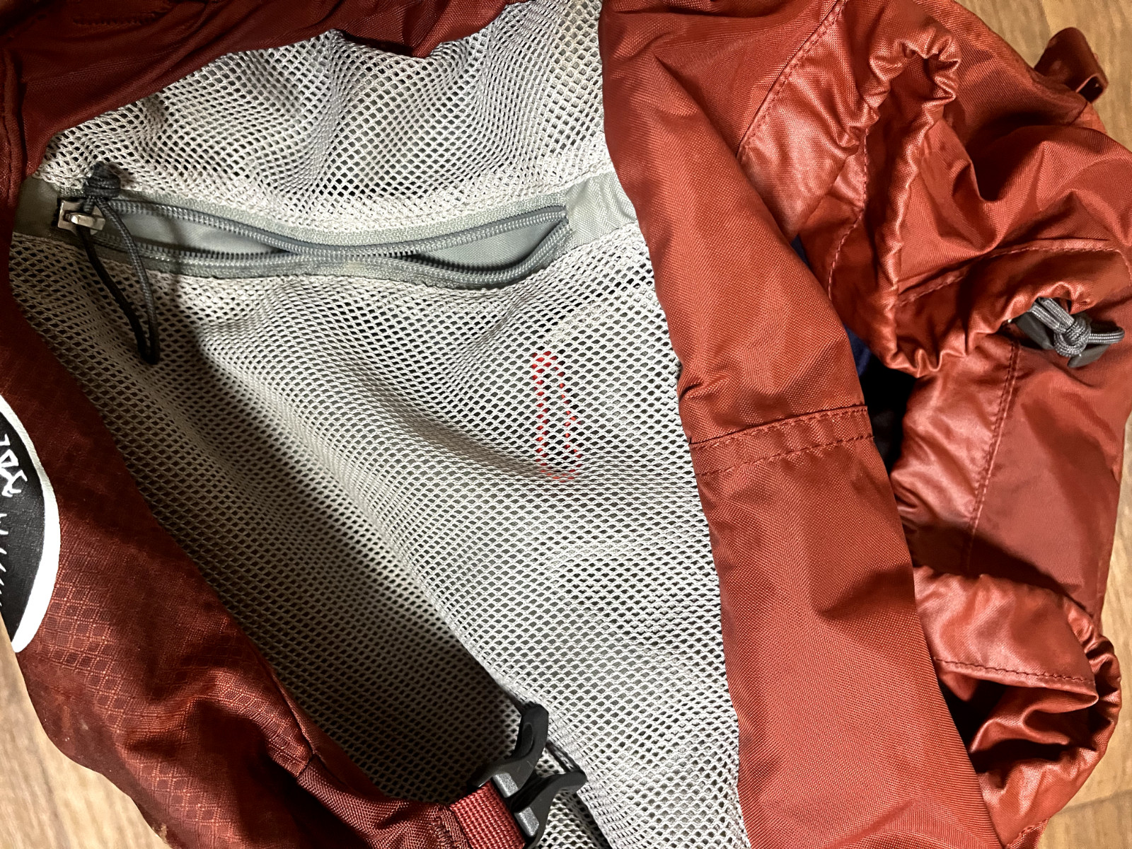 OSPREY Backpack Kestrel 38 S/M red 4