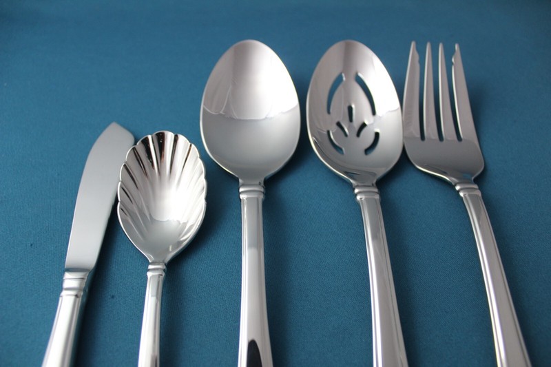 Gorham COLUMN GLOSSY Serving (5pc Set) Tablespoon Pierced Fork 18/10 Vietnam NEW gallery
