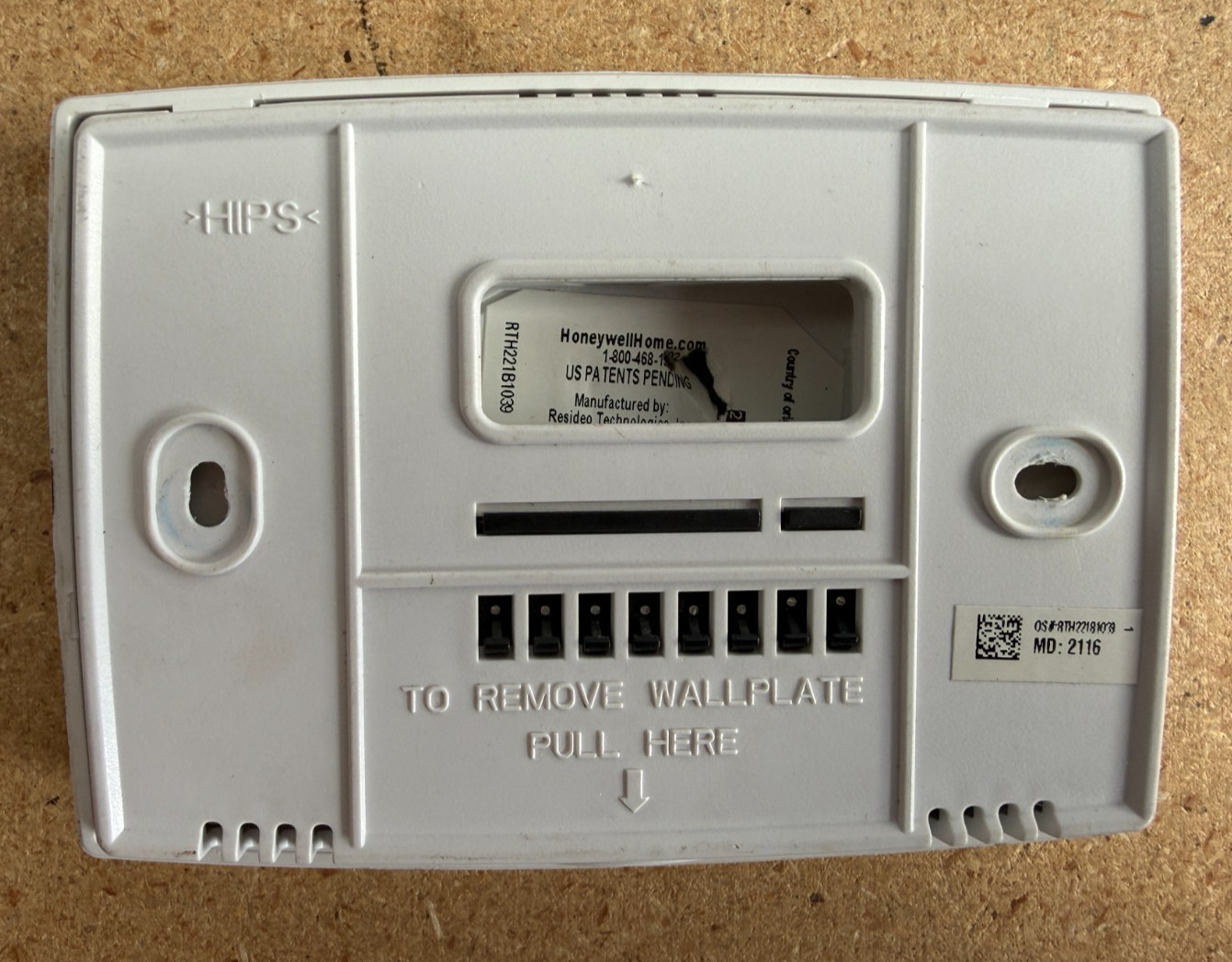 Honeywell home RTH221B 1-Week Programmable Thermostat with Digital Display gallery