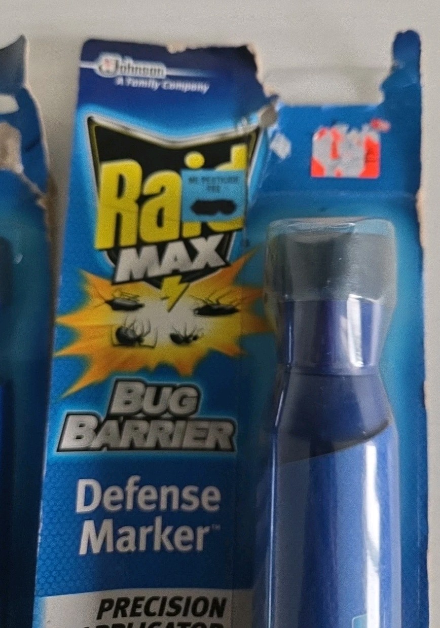 Raid Max Bug Barrier Defense Marker 4-Ounce 2 Pack New Sealed Package Wear&Tear gallery