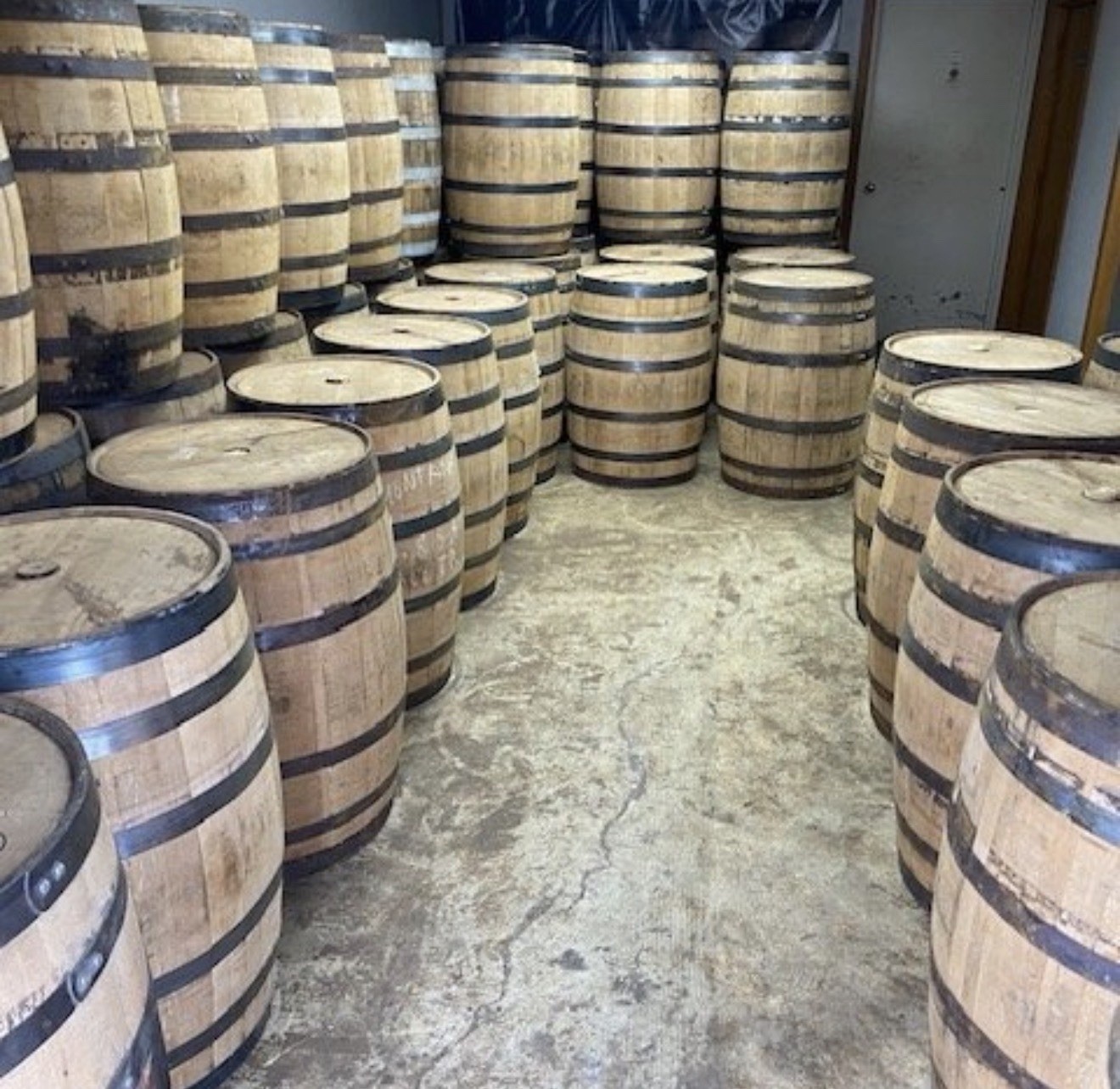 Oak Whiskey Barrel - 53 Gallon - 200 Liter Wood Barrels gallery