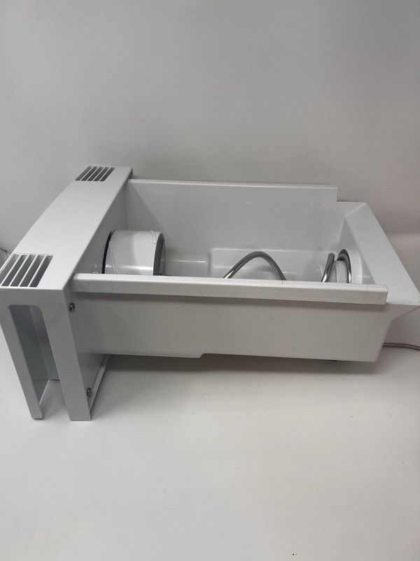 Bosch Refrigerator Ice Maker Part Side By Side B22CS5OSNS Part 60613-238 Freezer gallery