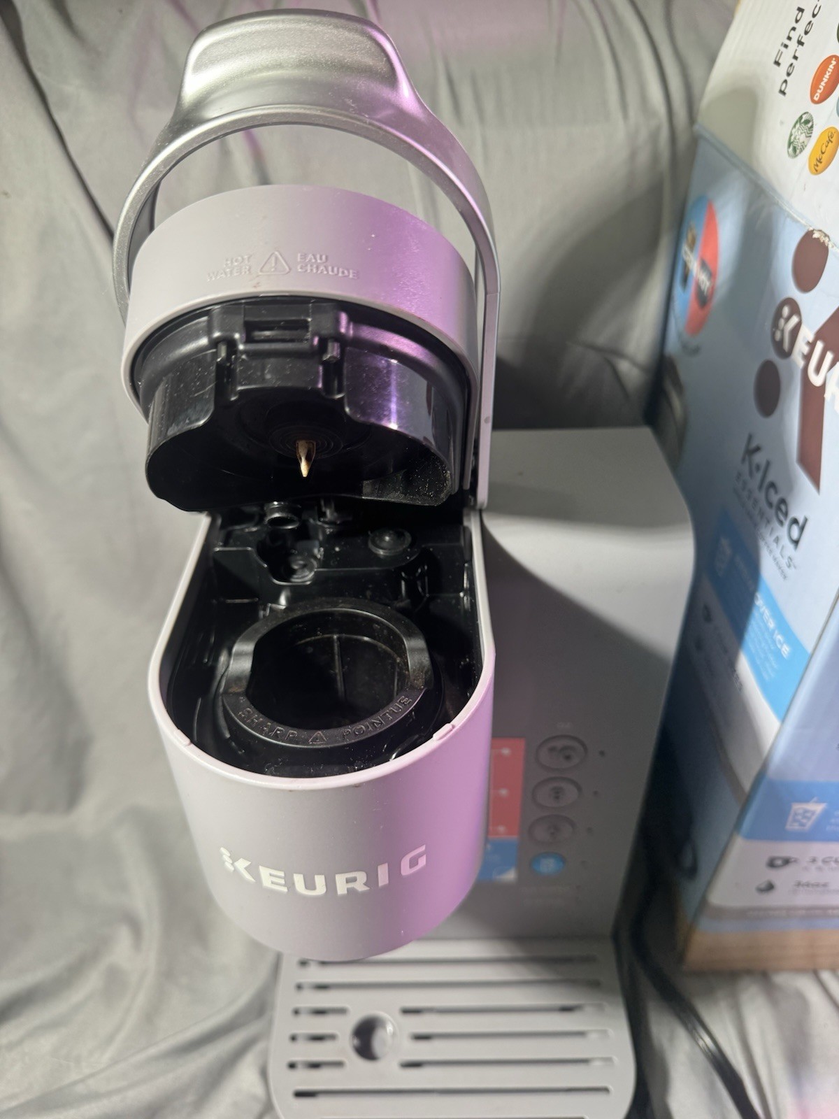 Keurig K-Iced Essentials Pod Coffee Machine Gray Hot & Iced Removable Tank Tray gallery