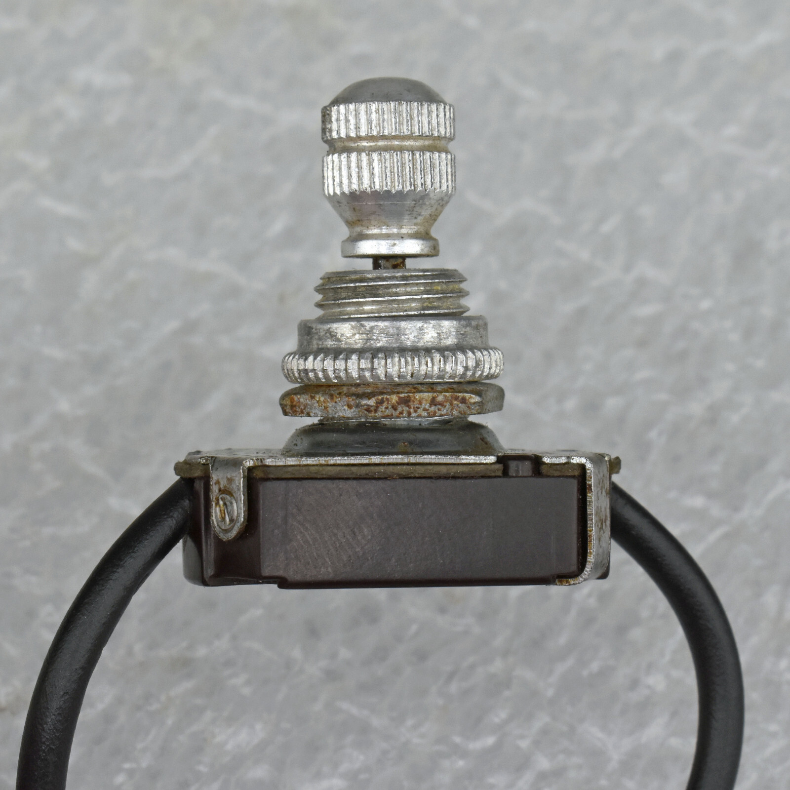 Vintage Eagle USA Single Pole Canopy Rotary Switch Metal Turn Knob 125/250V gallery