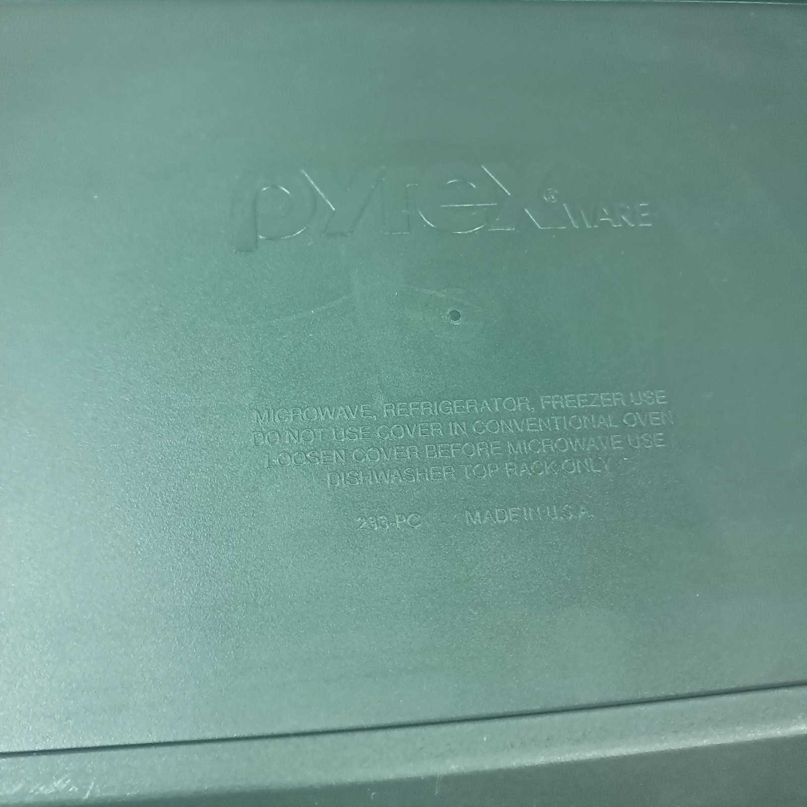 Pyrex 233-PC Plastic Baking Dish Lid Cover pyrexware dark hunter green 233 PC gallery