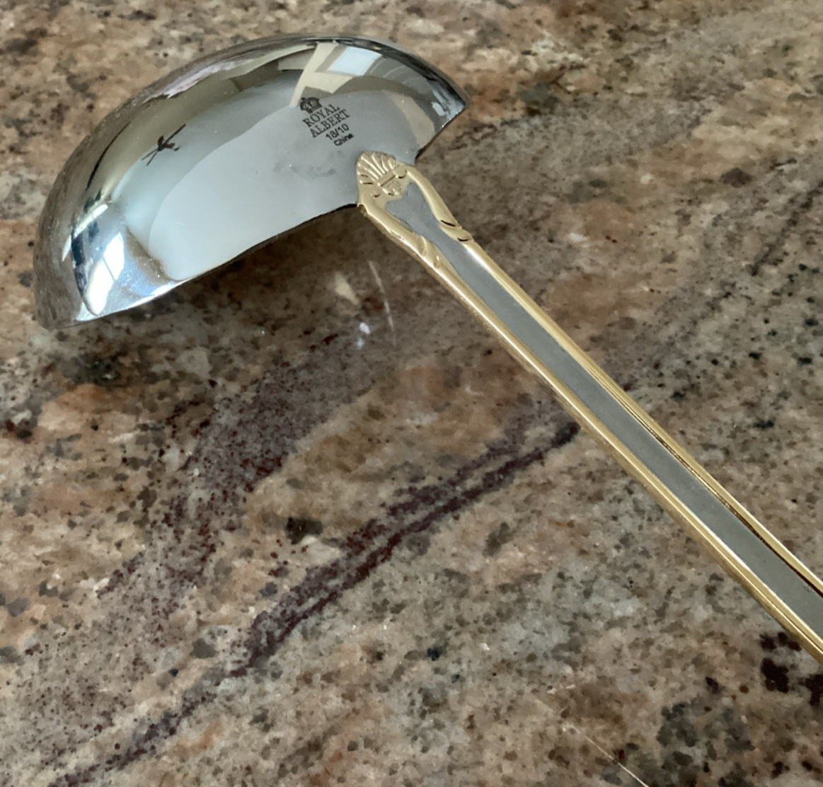 Royal Albert OLD COUNTRY ROSES Large Soup Ladle 18/10 Flatware China 11 1/4" EUC gallery
