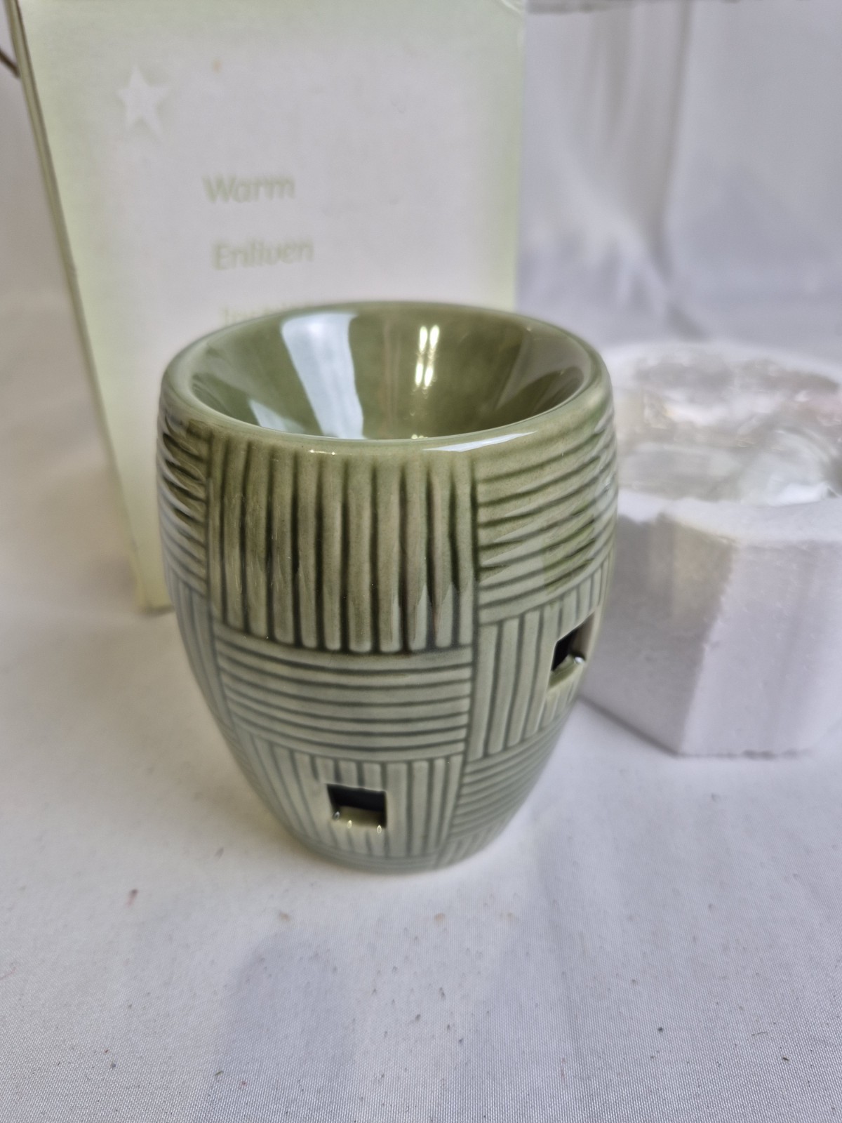 New In Box Scentsy Plug-In Warmer "Weave Green" Bamboo Basket gallery