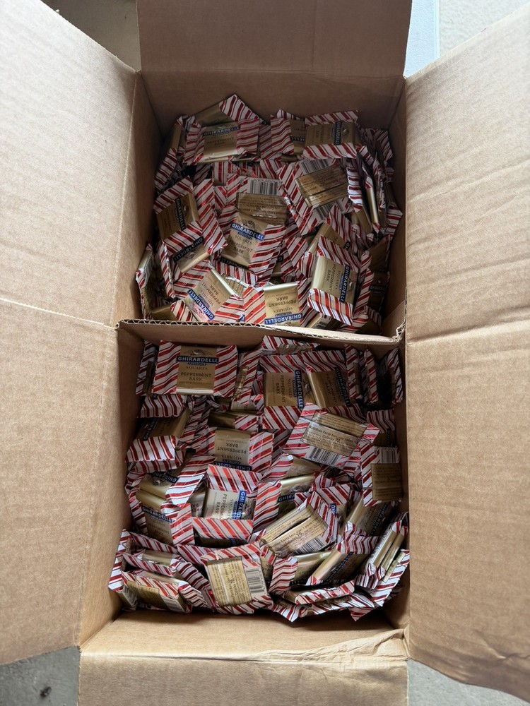 Ghirardelli PEPPERMINT BARK Milk Chocolate Squares-540 Pcs Bulk PLEASE READ