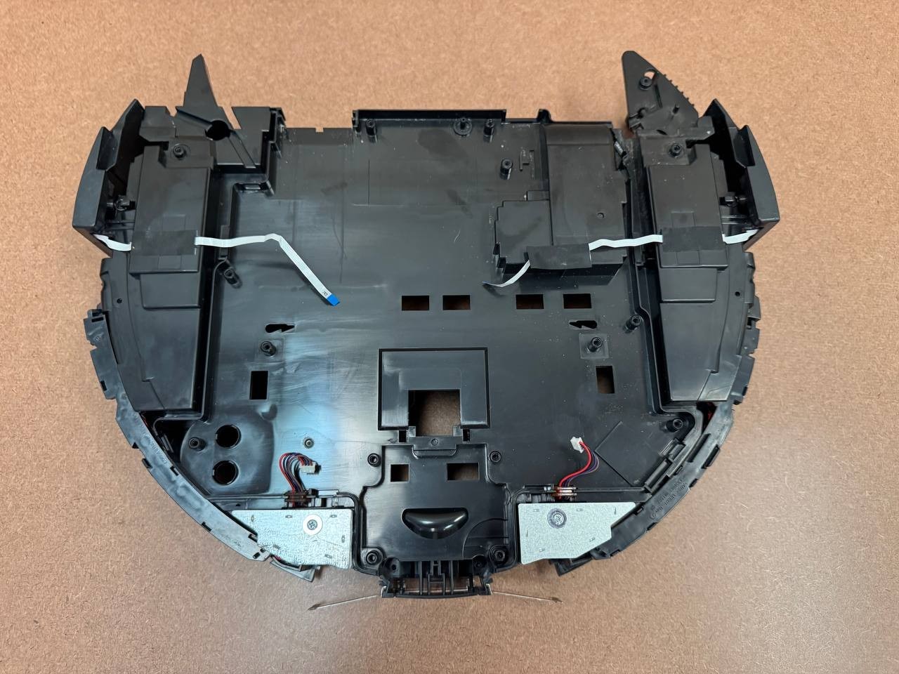 Genuine Base Cover For iRobot Roomba Vacuum & Mop Combo J7+ Replacement Part gallery