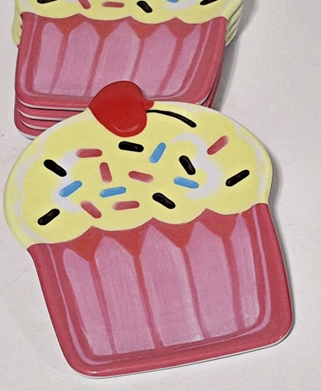 Set 10 CUPCAKE shaped Melamine Snack Plates Kane Home new with labels gallery