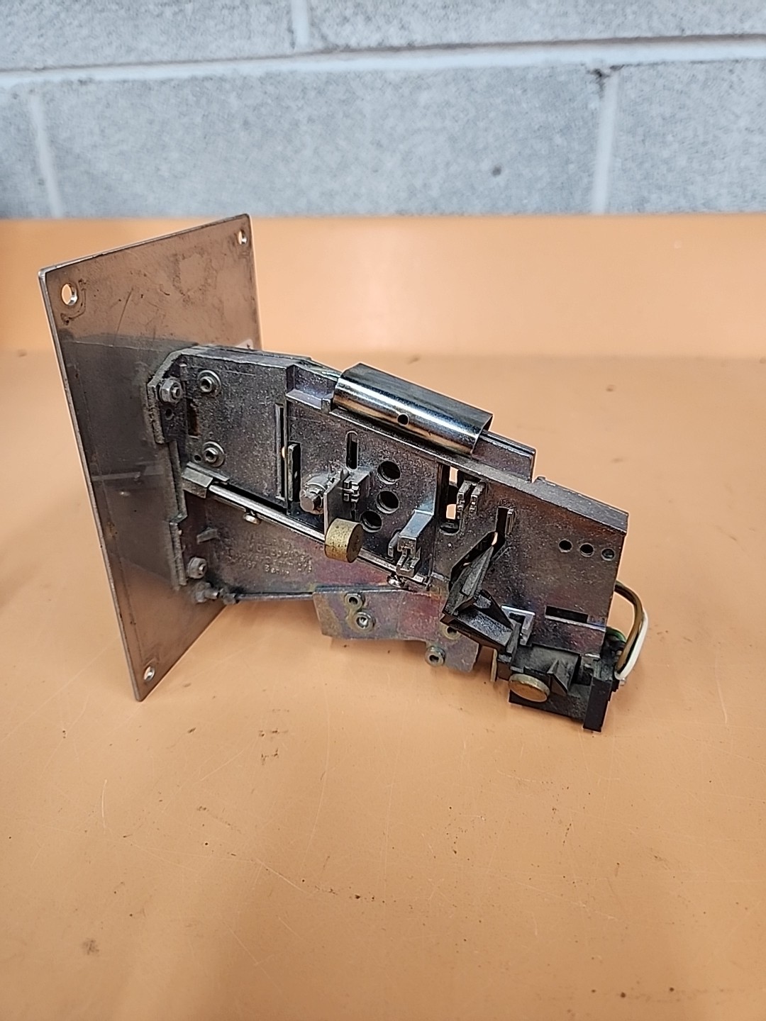 Wascomat # 487145701 Dryer Coin Drop With Plug Munzprufer 487 14 57 01 gallery