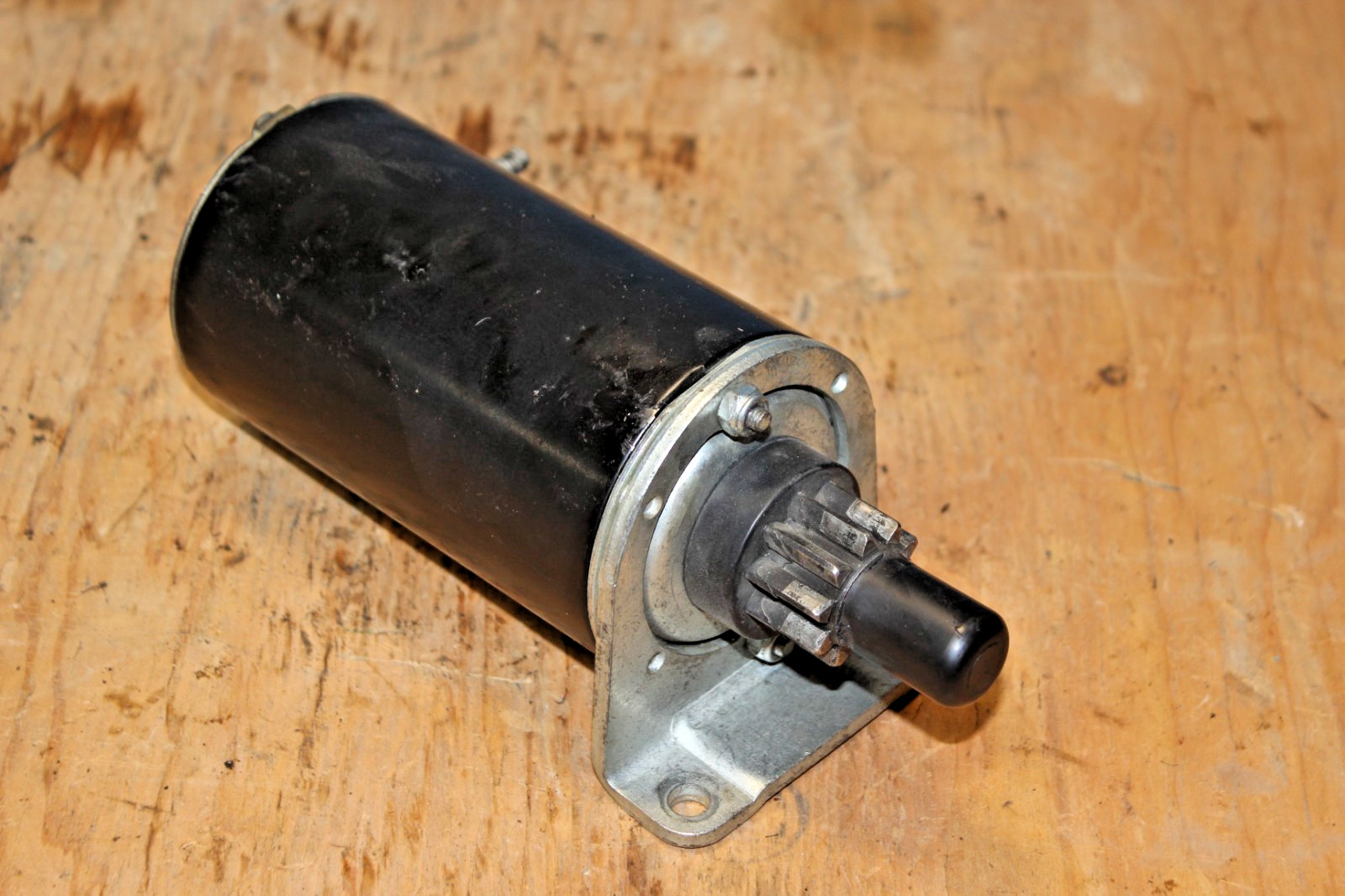 Used Genuine Kawasaki Elec. Starter Part# 21163-7001 or 99999-7080 gallery