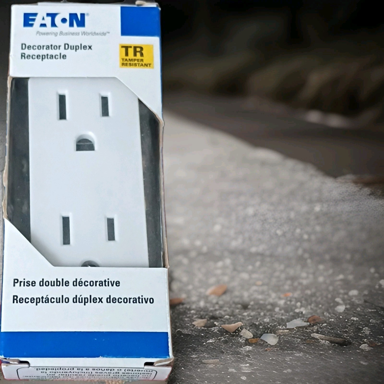 Eaton Decorator Duplex Receptacle Outlet Tamper Resistant White 15A gallery