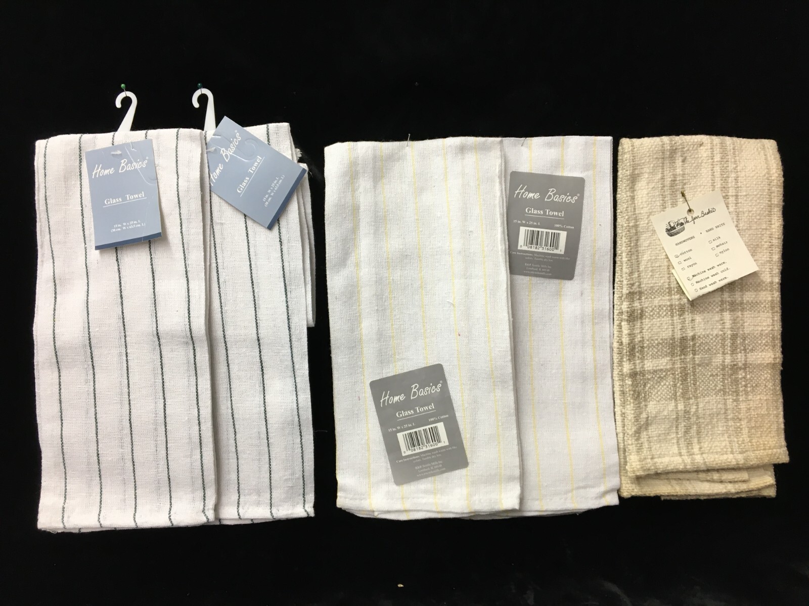 4 HOME BASICS Kitchen Towels & 1 THE YARN BASKET Towel gallery
