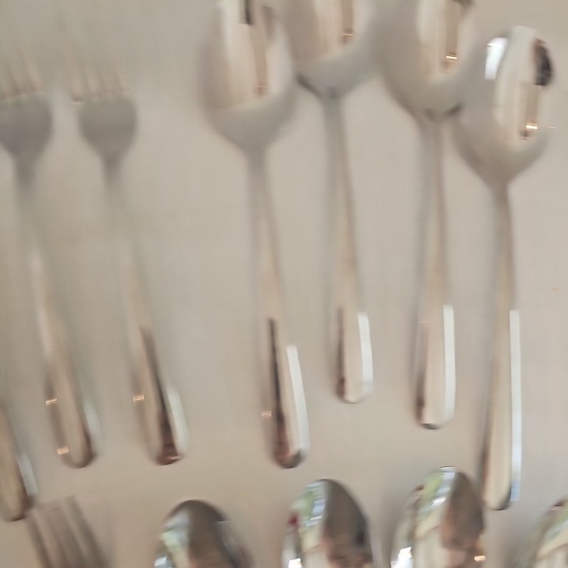 Stainless Flatware Everyday Use 18 Piece Set Glossy gallery