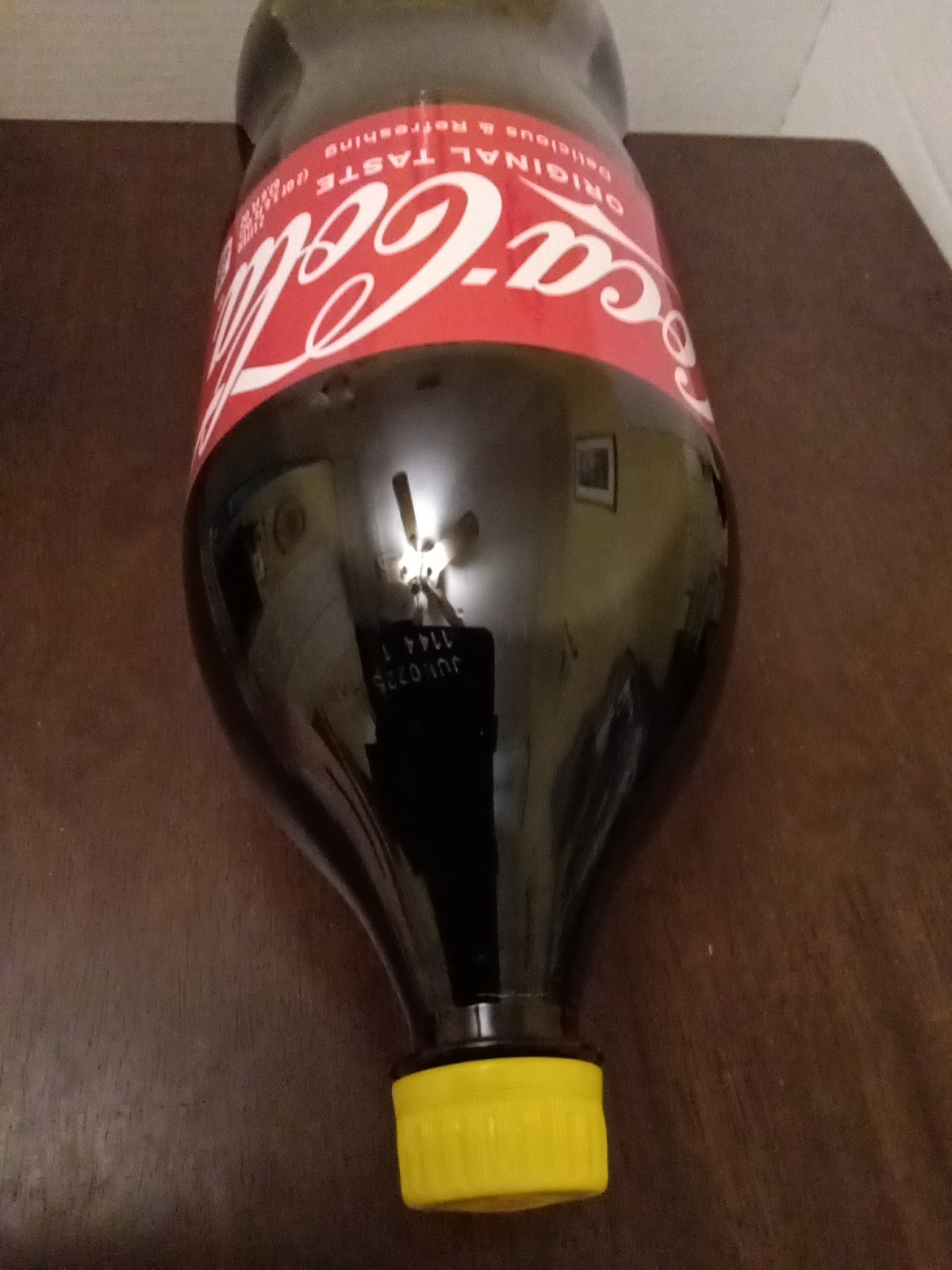 Kosher Coca-Cola, 2 Liter KFP Single gallery