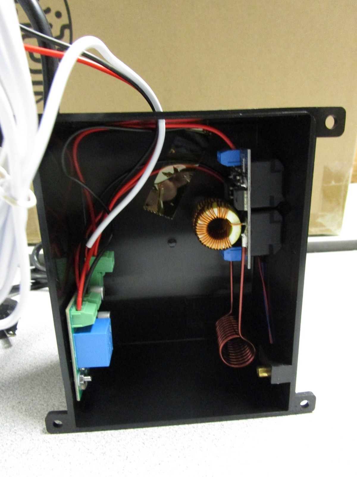 TRIPPY TEK STILL AIR BOX - NEW gallery