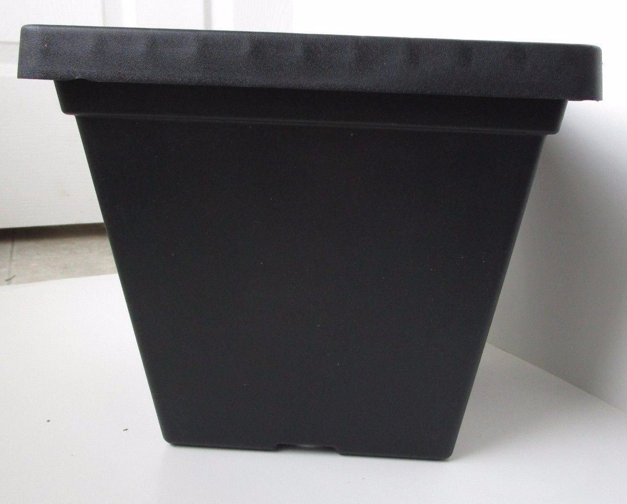 11" BLACK SERENE SQUARE PLASTIC PLANTERS - Set of 2 - pots flower planter gallery