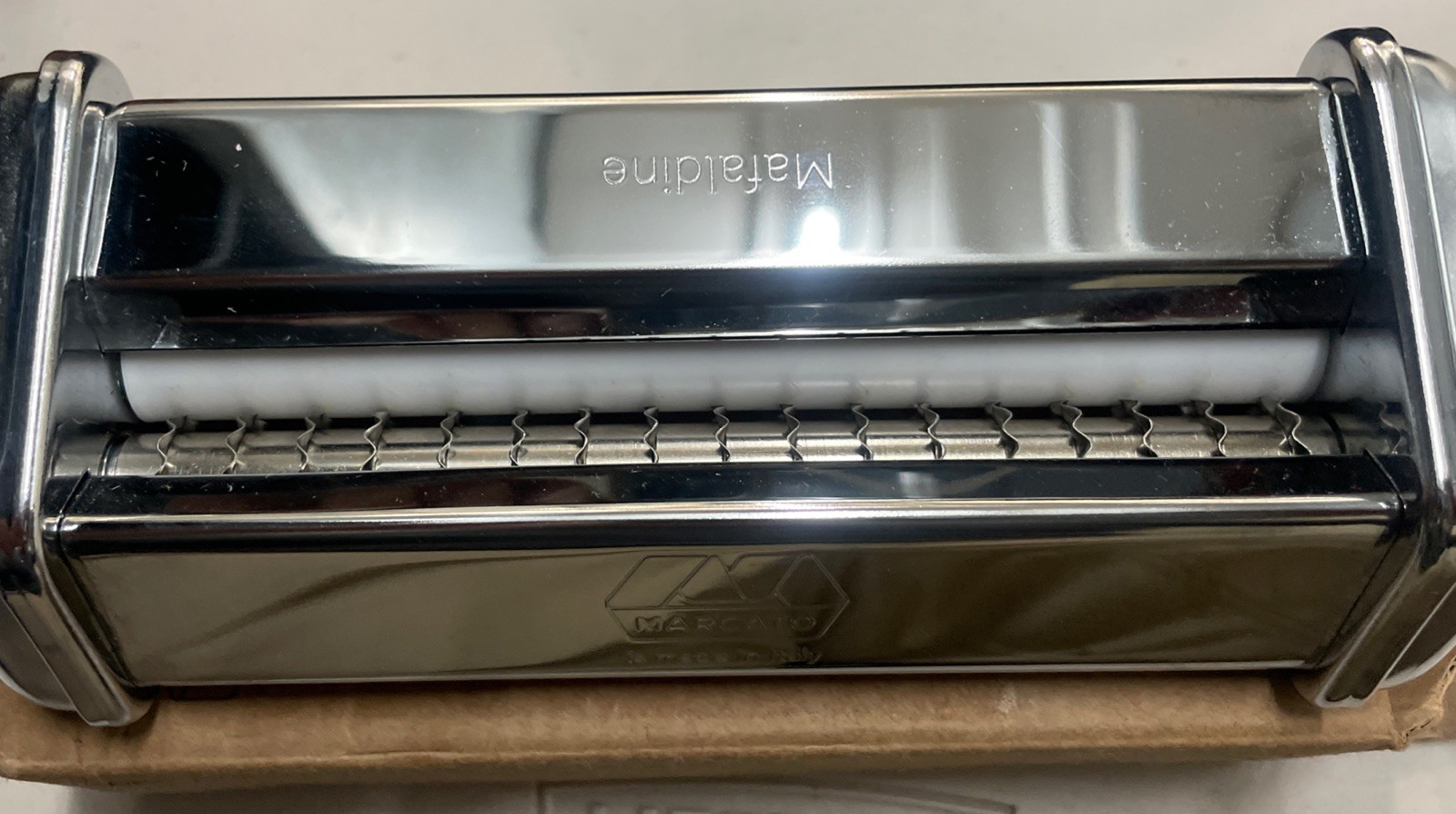 Marcato Mafaldine Pasta Maker Attachment for Atlas 150, Dough thickness 8mm gallery