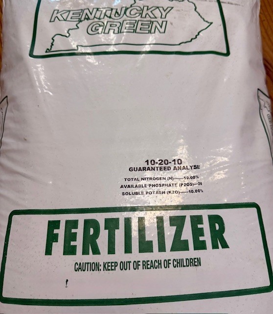 10-20-10 Fertilizer Promotes strong root development in flowering plants gallery
