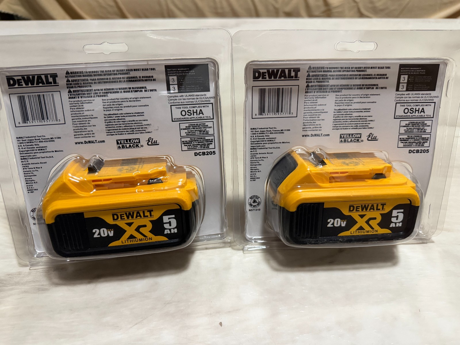 2026 Date 2 Pack DEWALT DCB205-2 20V MAX Premium Lithium-Ion 5.0Ah Battery New gallery