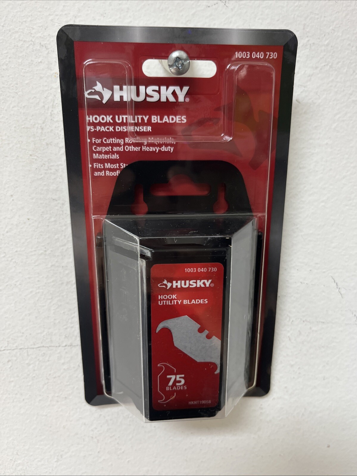 Husky Hook Utility Blade Dispenser (75-Pack) gallery