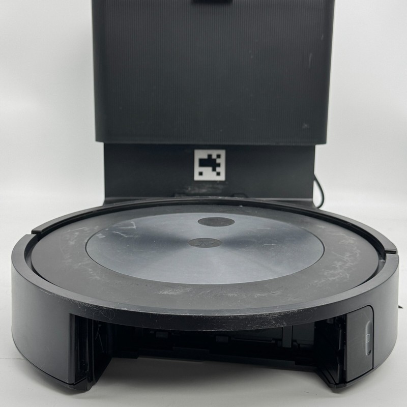Missing Parts - iRobot Roomba j7+ Self-Emptying Robot Vacuum gallery